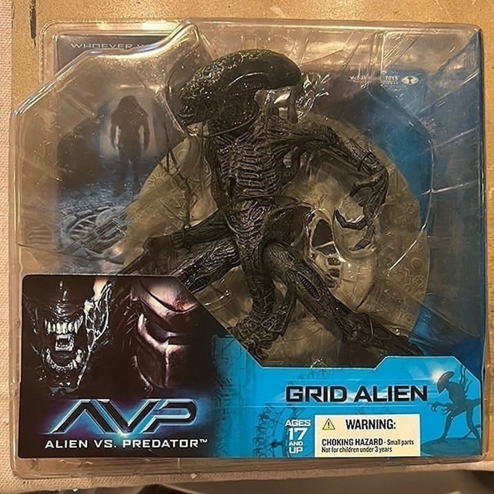 Grid alien AVP predator mcfarlane action figure spawn movie maniacs